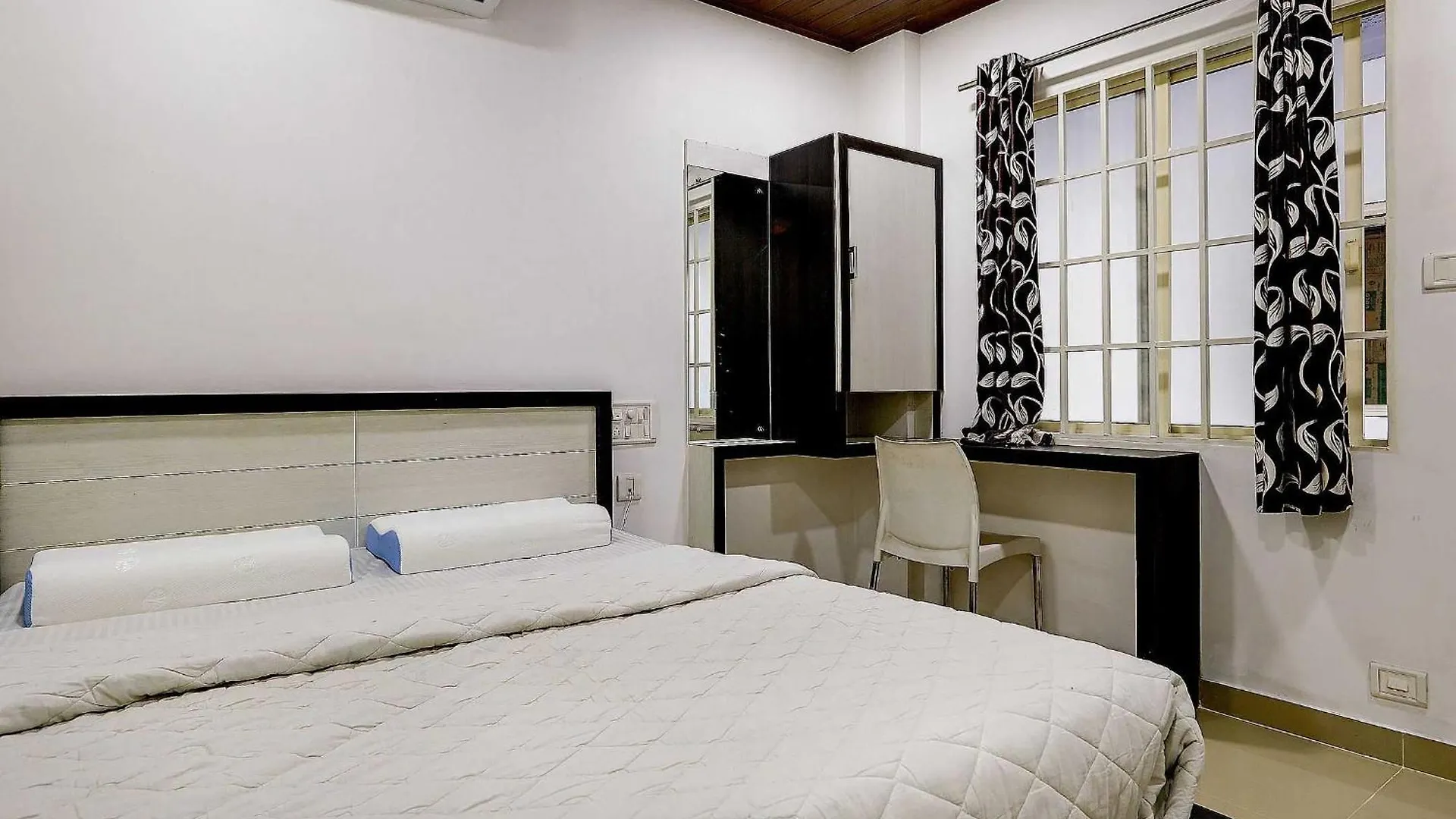Spot On 48916 Kpm Tourist Home Kochi