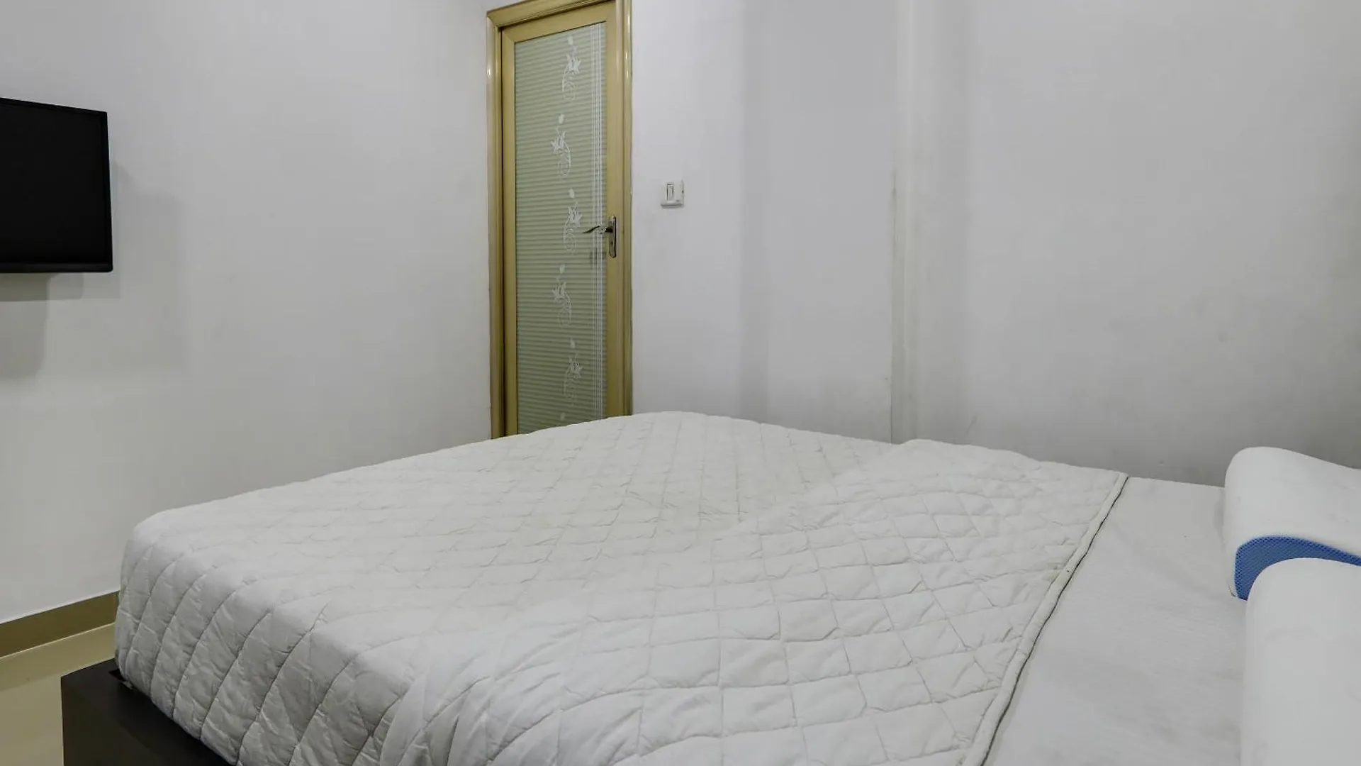Spot On 48916 Kpm Tourist Home Kochi